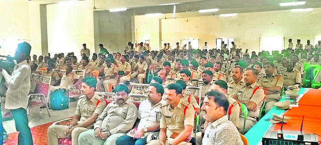 జెడ్పీటీసీ ఉప ఎన్నికకు పటిష్ట భద్రత1