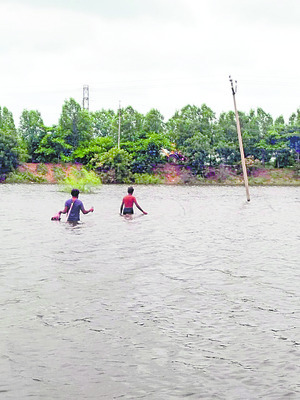 కరెంటోళ్లకు దండాలు 1