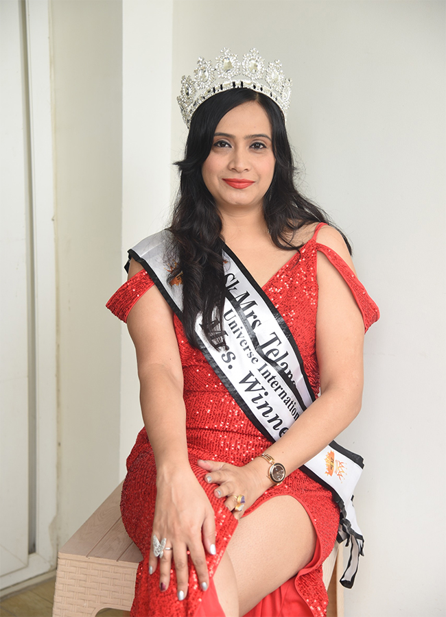 SK Mrs India Universe International Priyanka Tare20