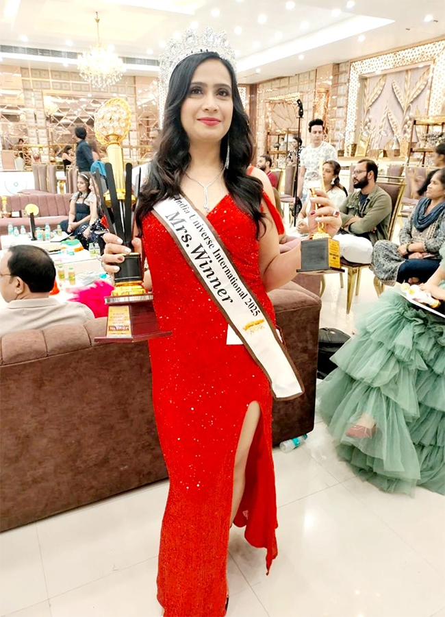 SK Mrs India Universe International Priyanka Tare5