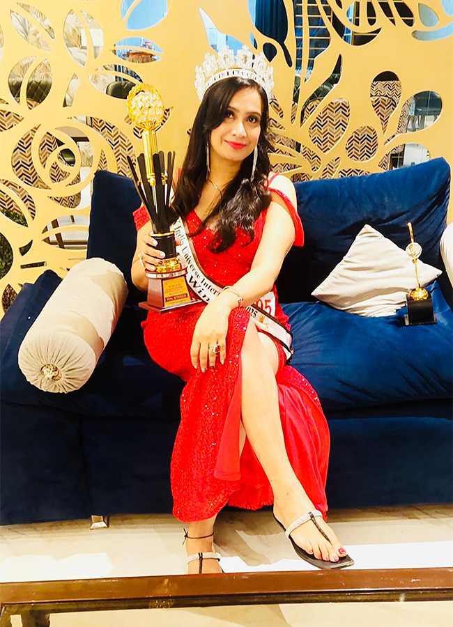 SK Mrs India Universe International Priyanka Tare7