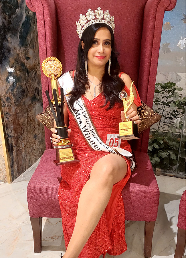 SK Mrs India Universe International Priyanka Tare9