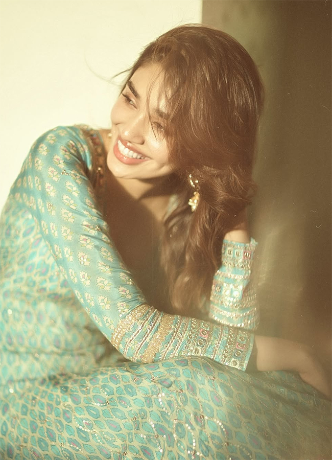 Tollywood Actress Krithi Shetty HD New Photos5