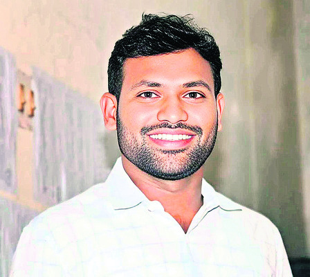 ఇంట్లో ఉరేసుకుని వ్యక్తి ఆత్మహత్య
2