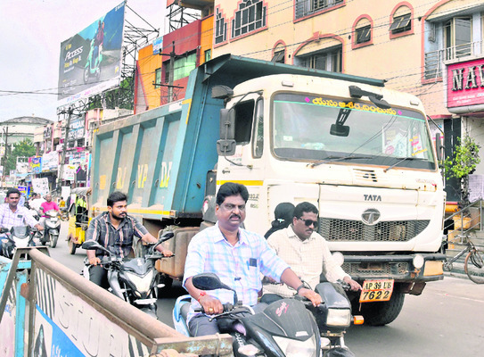 ●ఎమ్మెల్యే తాలూకా.. 1