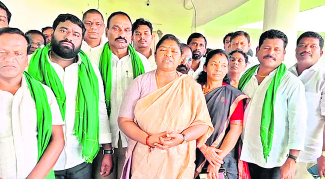 లాభసాటి పంటలు ఎంచుకోవాలి1