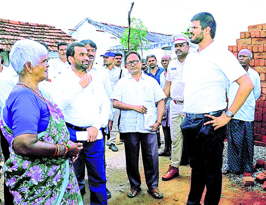 నిబంధనల మేరకు నిర్మాణం చేపట్టాలి1
