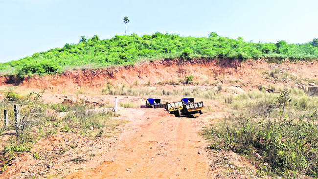 అవినీతి అనకొండలు 3