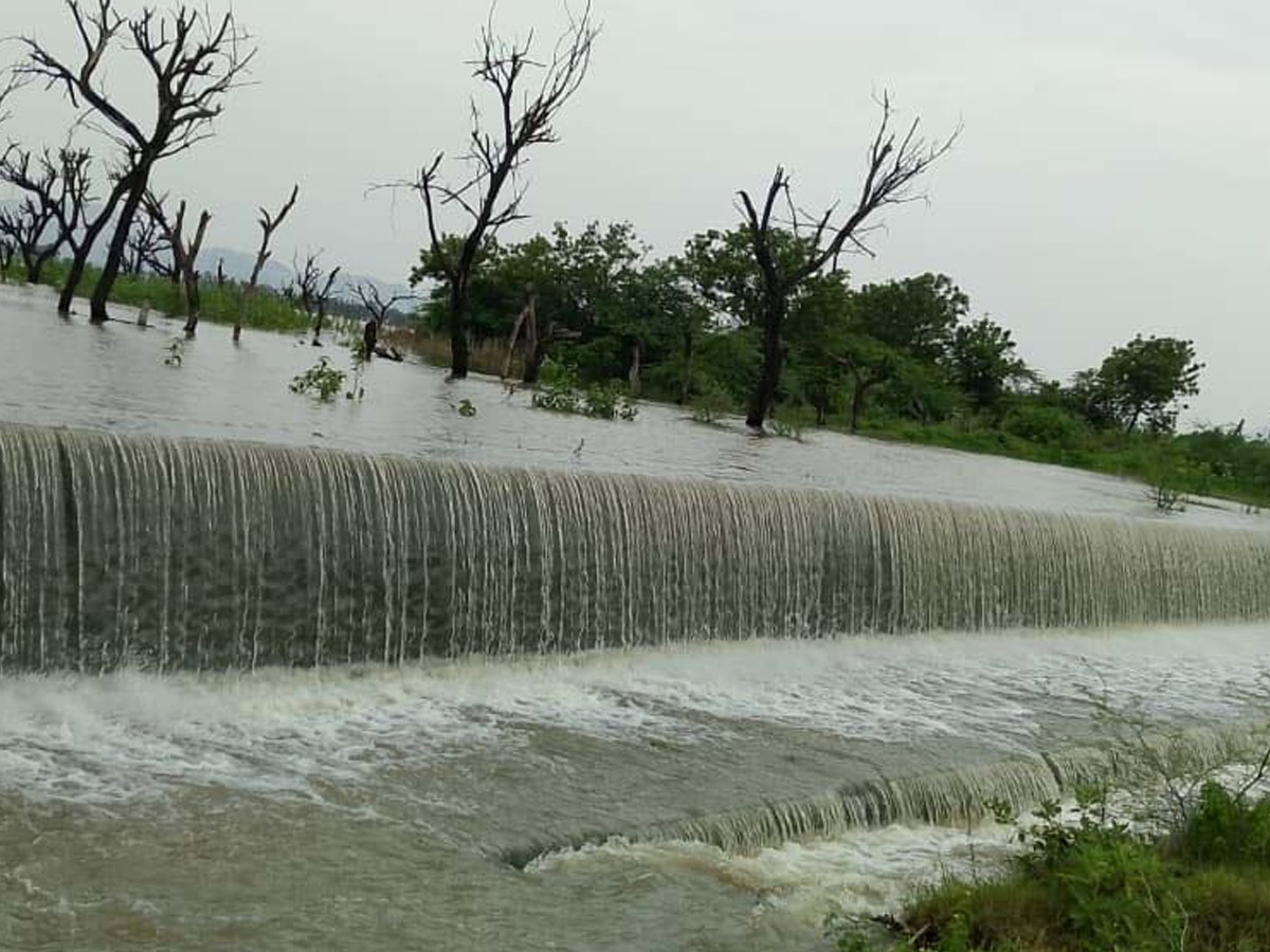 Heavy Rains In Telugu States Photos13