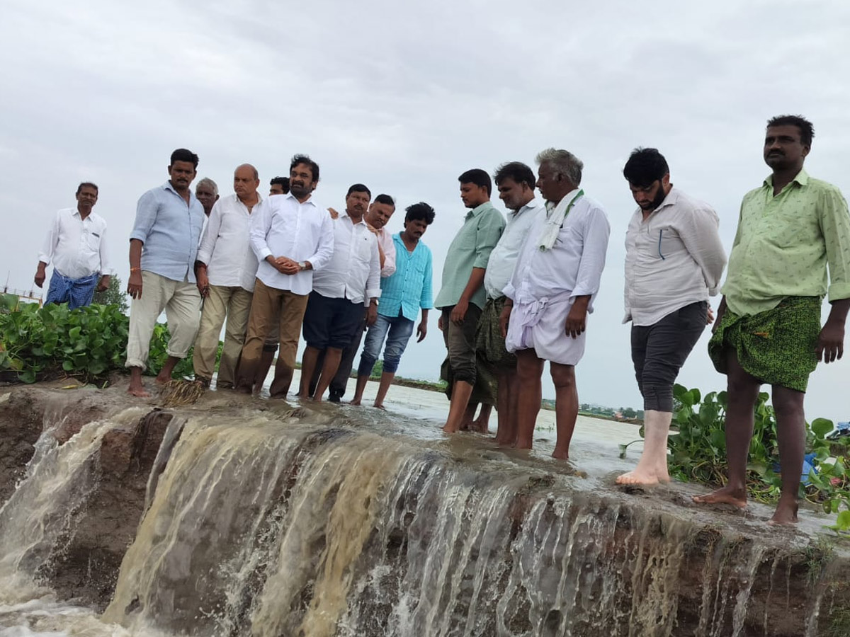 Heavy Rains In Telugu States Photos35