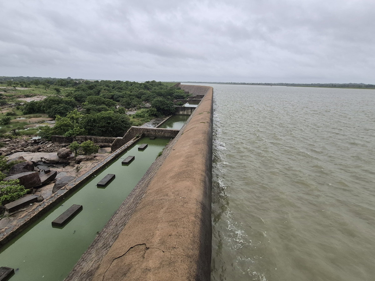 Heavy Rains In Telugu States Photos39