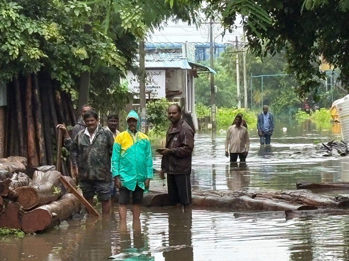 Heavy Rains In Warangal Photos20