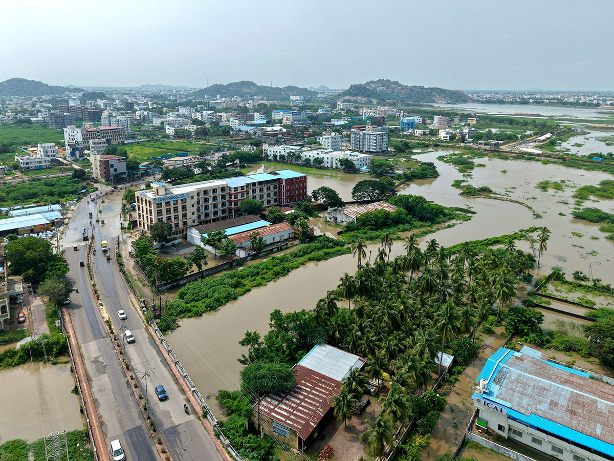 Heavy Rains In Warangal Photos25