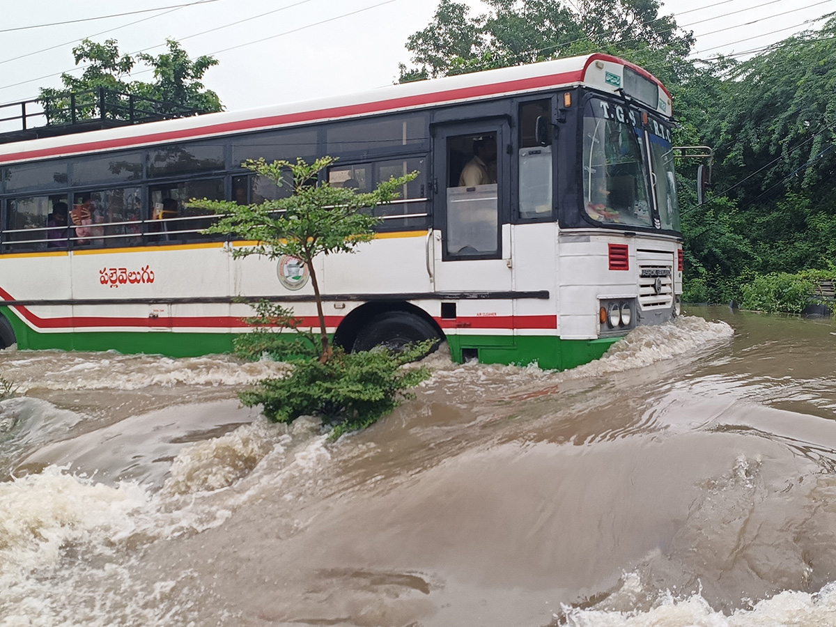 Heavy Rains In Warangal Photos27