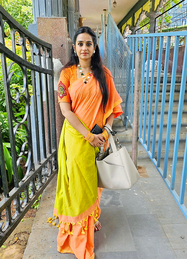 Tollywood Actress Laya At Simhachalam Temple Photos4