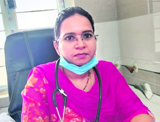 బెడ్ల కొరత 
2