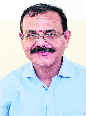 పిచికారీతో ప్రాణాలమీదకు..1