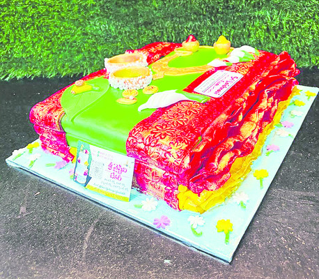 స్వీటు శారీ1