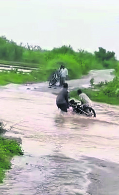 ఢిల్లీలో స్వాతంత్య్ర  వేడుకలకు ఆహ్వానం
1