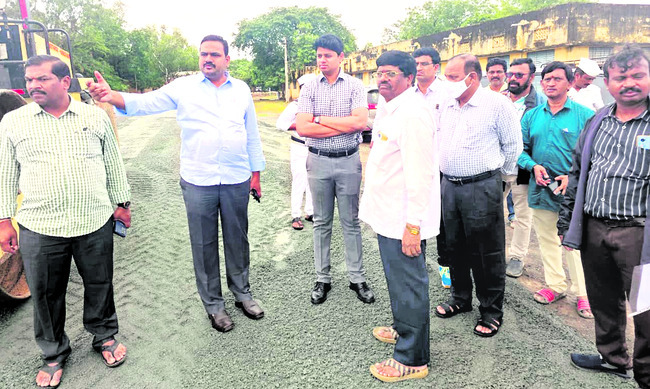 విద్యార్థులు ర్యాగింగ్‌కు దూరంగా ఉండాలి 2
