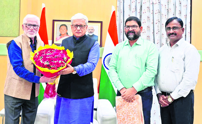 స్వాతంత్య్ర వేడుకలకు సిద్ధం చేయాలి
1