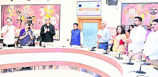 ఎమ్మెల్యే ఎల్‌ఏడీ వెబ్‌ పోర్టల్‌ ప్రారంభం1