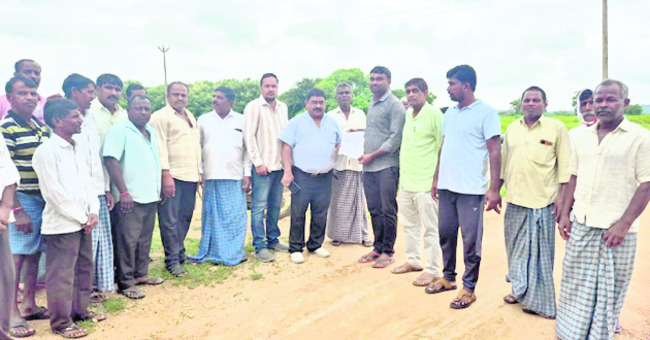 మహిళలు ఆర్థికంగా ఎదగాలి1