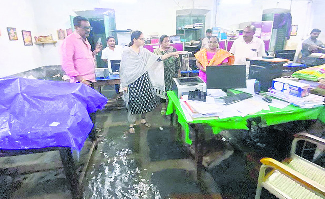 దంచికొట్టిన వాన 3
