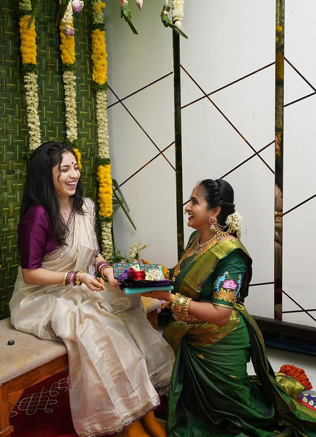 Tollywood anchor Lasya Varalakshmi Vratam photos11