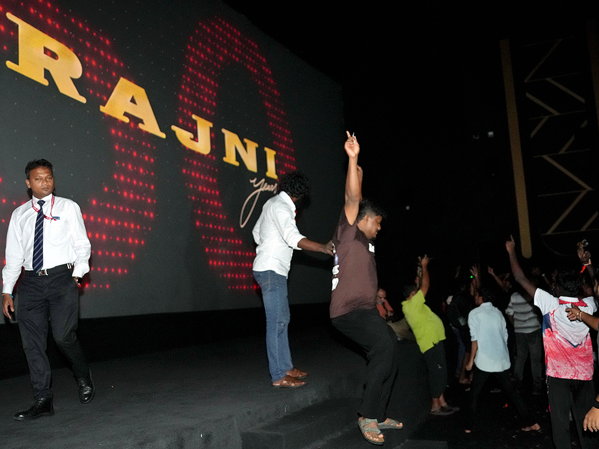 Rajinikanth Coolie Movie Watching in Dhanush, Photos Goes Viral5