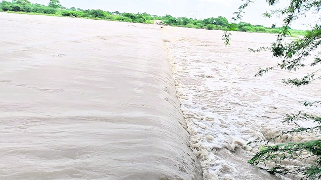 అంతా.. అప్రమత్తం1