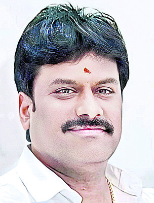 యువకుడు దుర్మరణం2