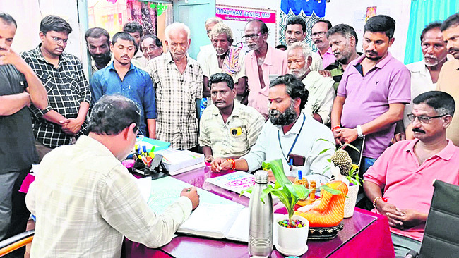 శ్మశానవాటికలో పచ్చనేత పాగా! 1