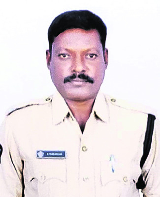 పలువురికి పోలీసు సేవా పతకాలు 7