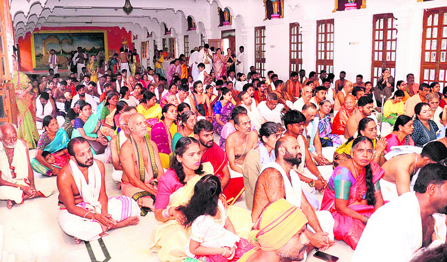 ముగిసిన సప్తరాత్రోత్సవాలు1