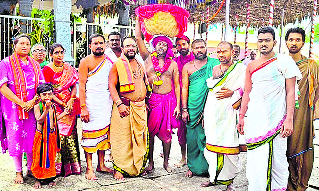 వైభవంగా అమరేశ్వర  స్వామి పవిత్రోత్సవాలు 2
