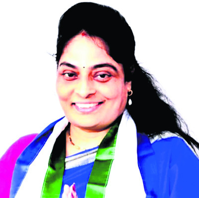 పార్టీ కాకినాడ జిల్లా మహిళా విభాగం ఇన్‌చార్జిగా జయసరిత 1