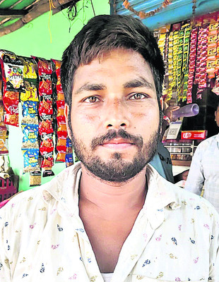 ఆచారం ఇప్పటికీ కొనసాగుతోంది
1
