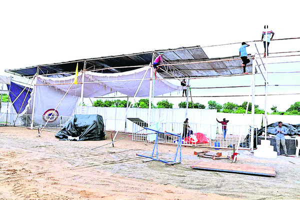 పంద్రాగస్టుకు ముస్తాబు2