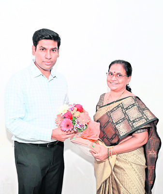 జెండా రెపరెపలు 1