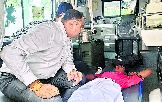 పోలీసుల అదుపులో  అక్రమ వలసదారులు2