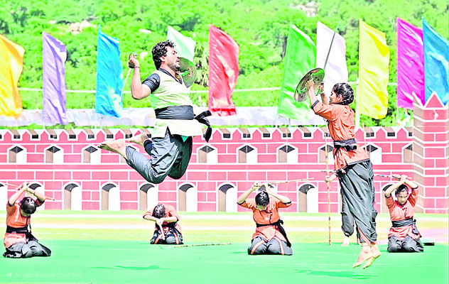 5 రకాల ఆర్టీసీ బస్సుల్లో ఉచిత బస్సు సౌకర్యం 3