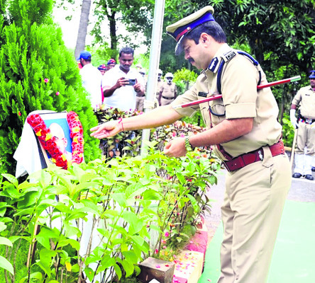 ప్రజాస్వామ్యం అపహాస్యం 
2
