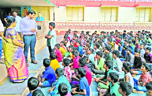 మాజీ సైనికులకు  ఉచిత న్యాయ సేవలు 3