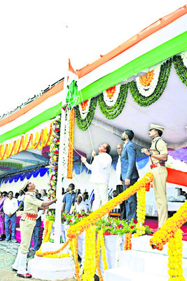 అన్నింటా ప్రగతి1