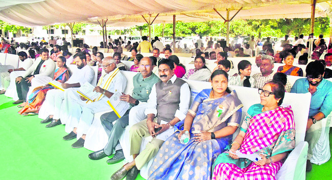 తిరంగా.. మదినిండా..2