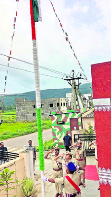వీరుల త్యాగాలు చిరస్మరణీయం10