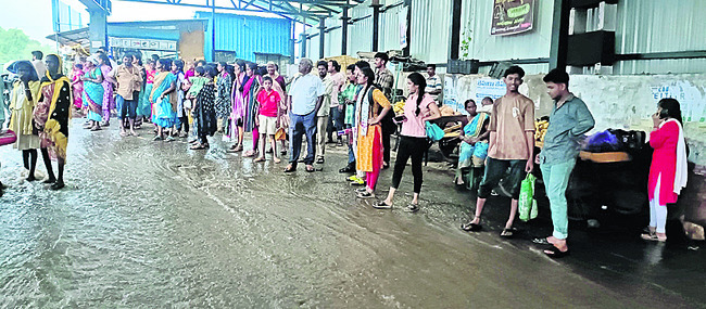 కొత్తవలసను ముంచెత్తిన వాన3