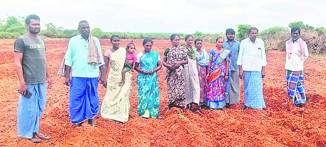 టీడీపీ నేత దర్జాగా కబ్జా1
