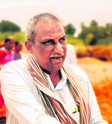 టీడీపీ నేత దర్జాగా కబ్జా3